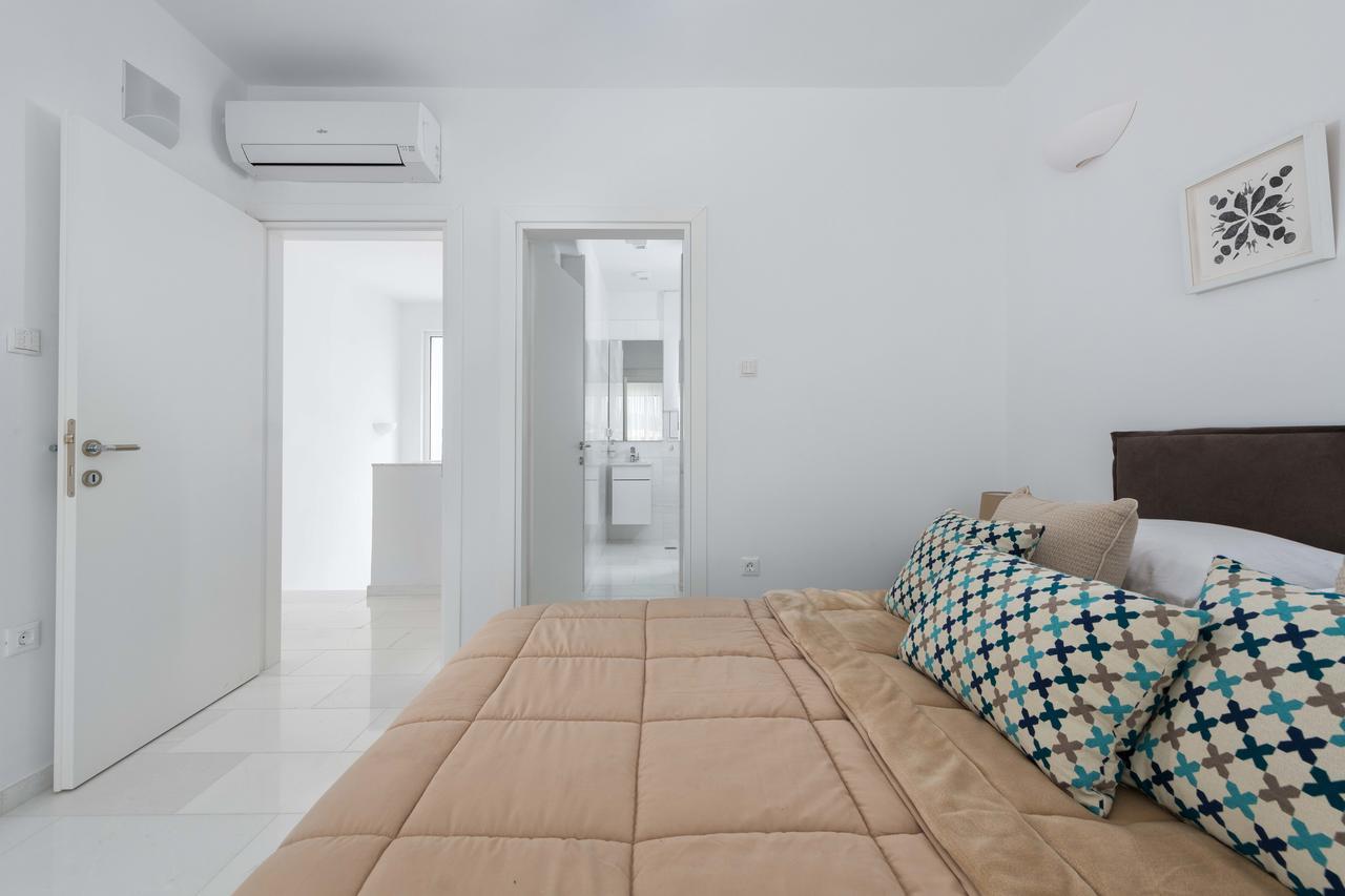 Maria & Nada Beachfront Villas Kolymbia Exterior foto
